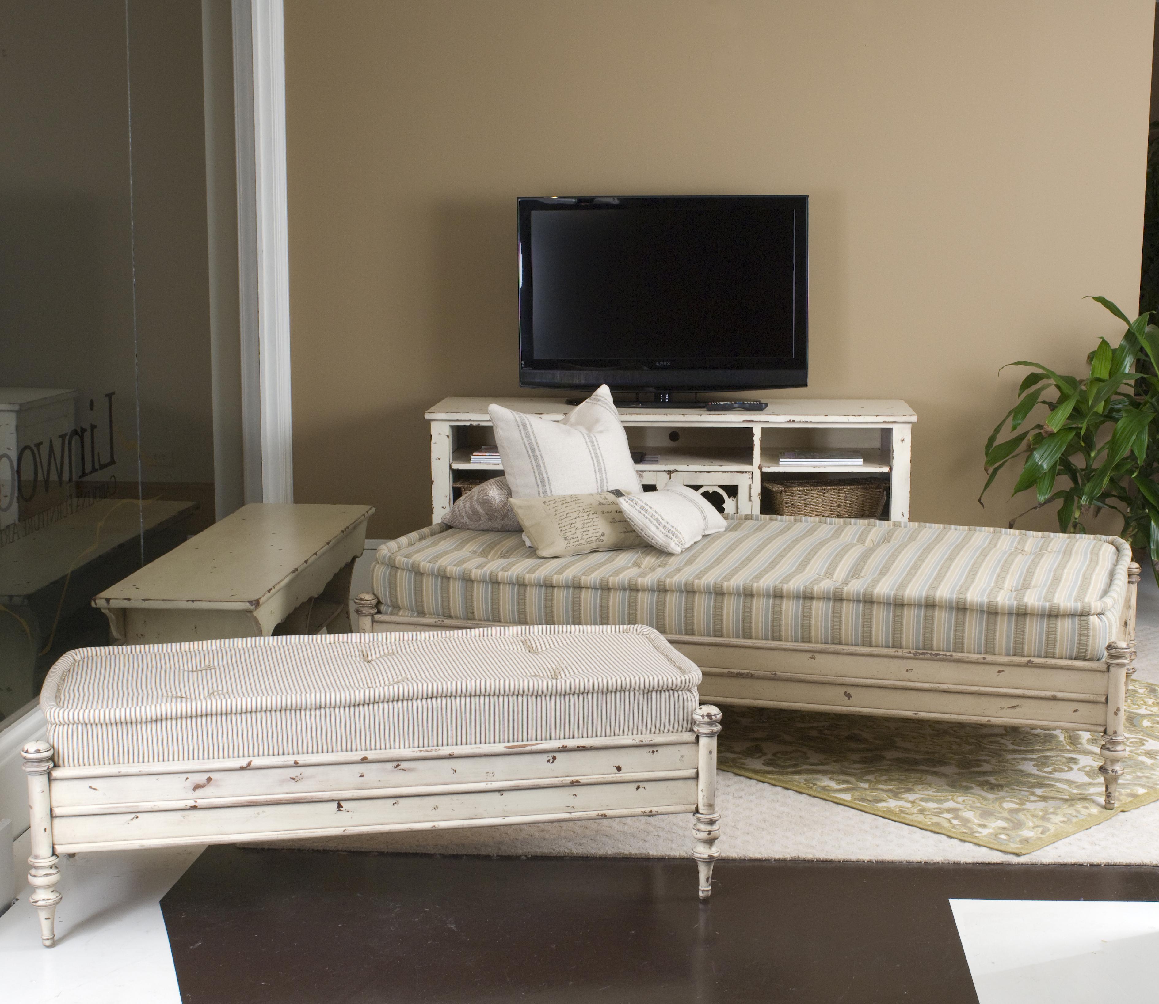 Linwood Furniture Modern Bungalow Sanford Day Bed with HandTied French